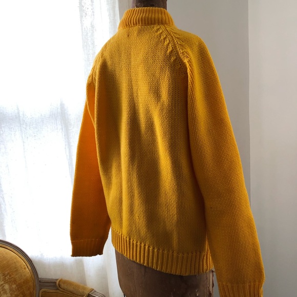 Vintage Chunky Cable Knit Sweater in Yellow - Picture 3 of 7